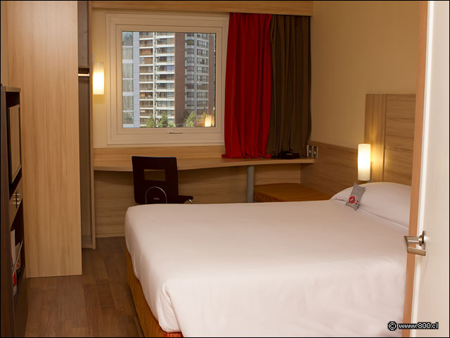 Habitacin 2 Hotel Ibis Santiago - Manquehue FotosdelLugar